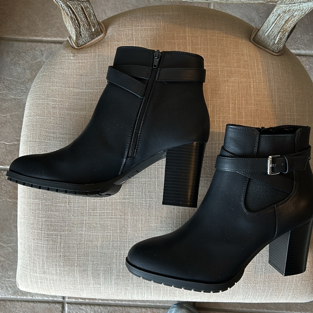 Style & Co Black Boots (NWOT) - Picture 3 of 9